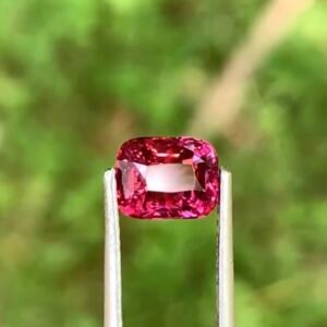 Red spinel Weight : 1.55carat Colour : Red Clarity: eye clean Price : 300$